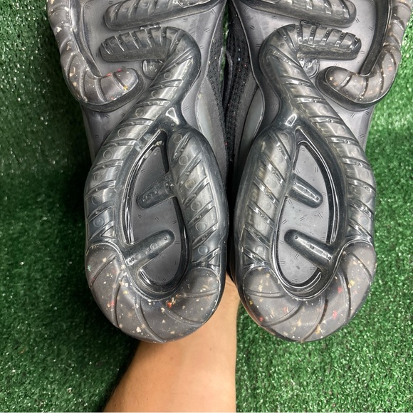 Nike Air VaporMax Flyknit Running Shoes Men's Size 13 Triple Black Anthracite - Picture 10 of 12